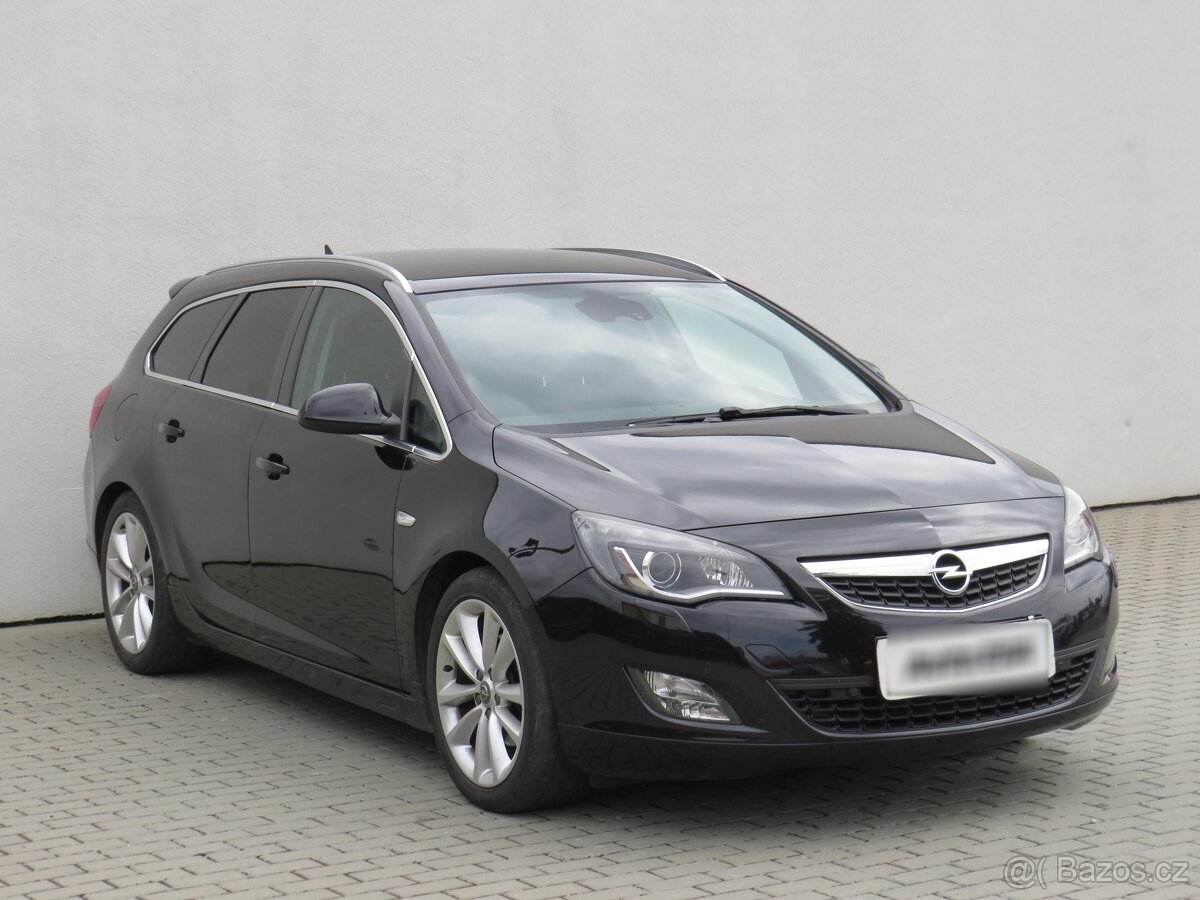Opel Astra 2.0CDTi , 118 kW nafta, 2011