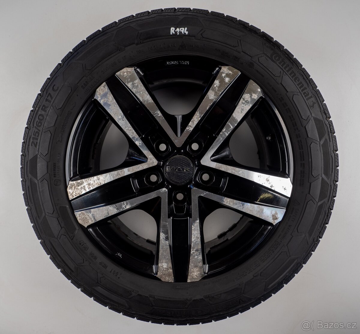 Volkswagen Caravelle - 17" alu kola - Zimní pneu
