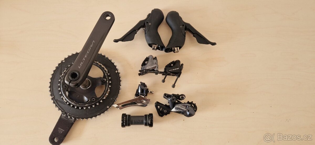 Na prodej – silniční sada Shimano (mix Ultegra / 105)