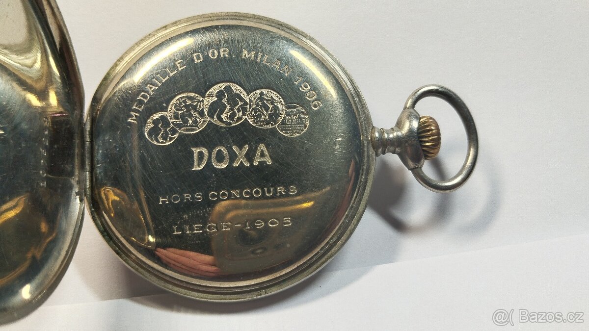 Pánské kapesní hodinky DOXA s medailema