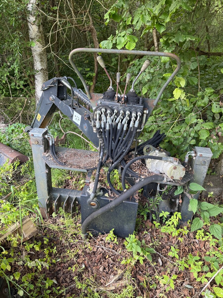 Prodám Antonio Carraro TRH 9400