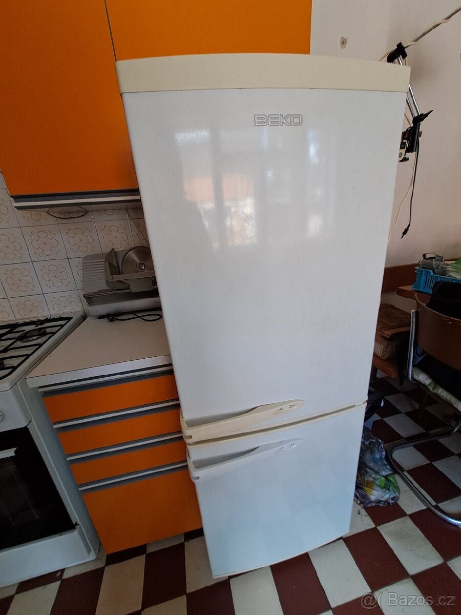 Funkční lednice BEKO