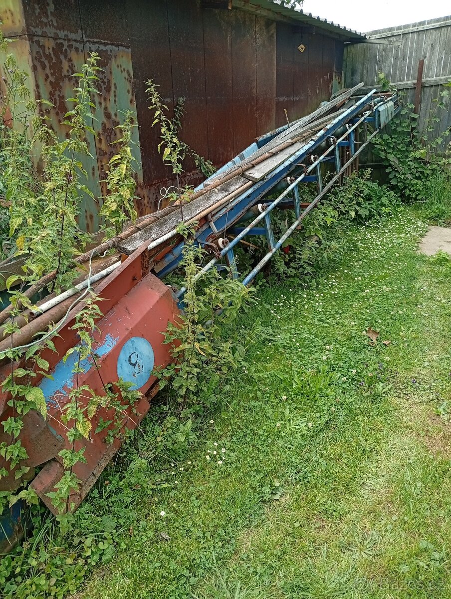 Pásový dopravník