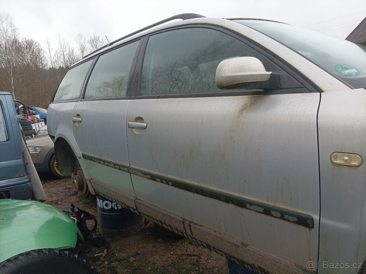 Dveře Passat B5