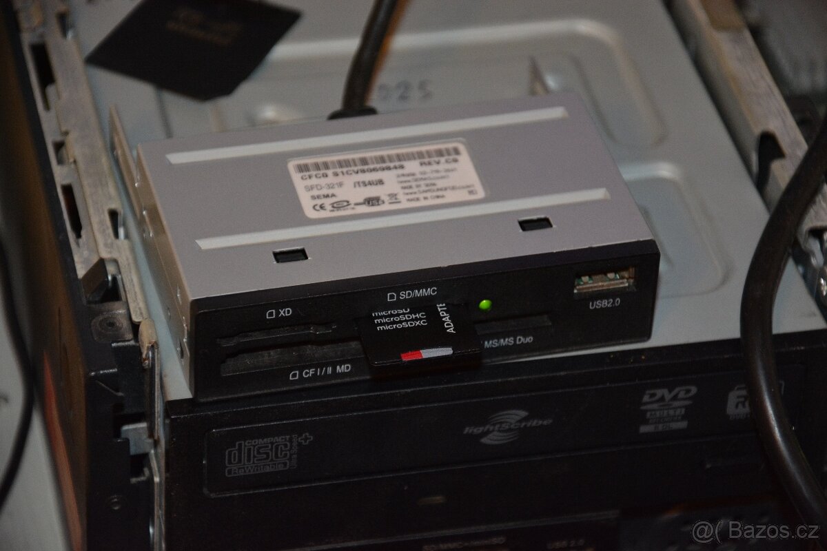 Čtečka paměťových karet SEMA SFD 321F