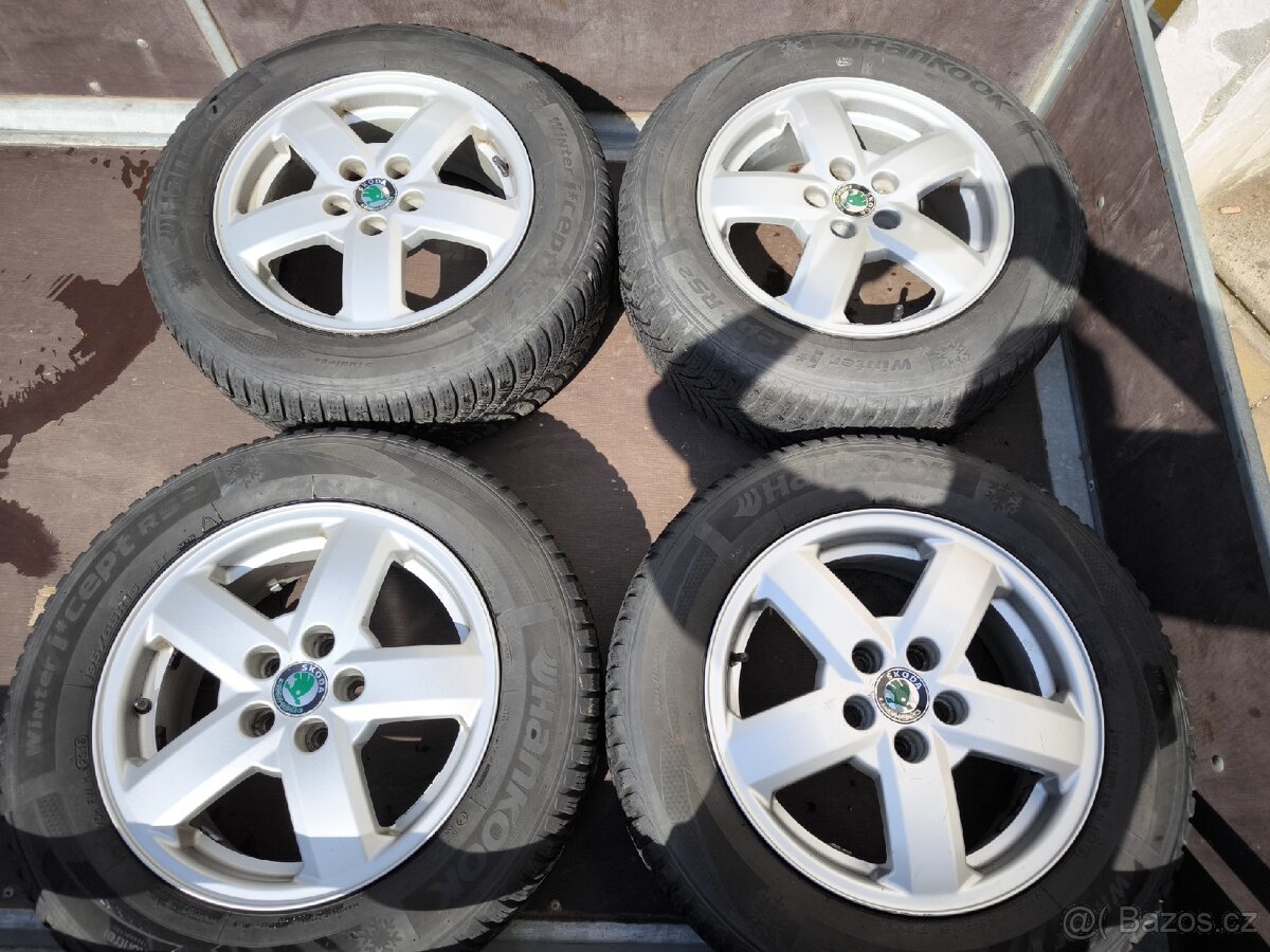 Originál Skoda Alu disky 15" s pneu Hankok 196/65/15