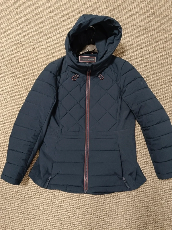 Bunda Tommy Hilfiger vel M
