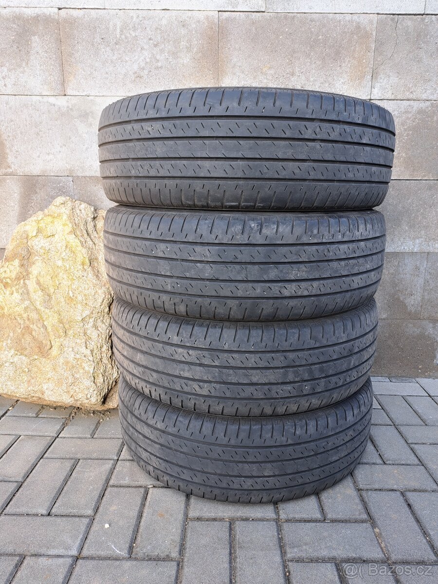 Bridgestone Alenza 225/60/18