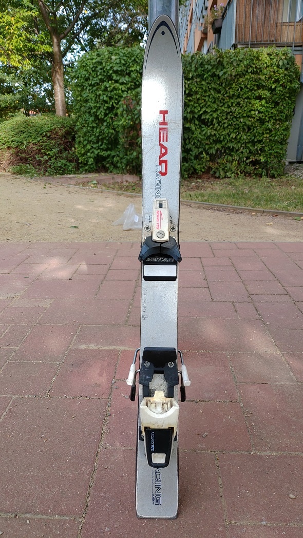 Dětské lyže Head s vázáním Salomon, pěkný stav