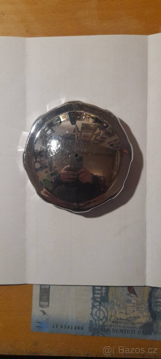 Jawa víčko nádrže