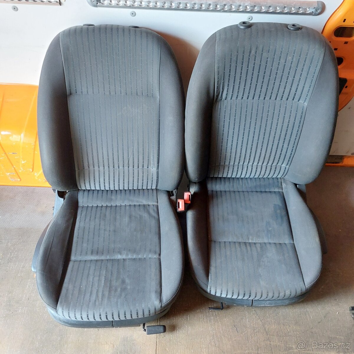 Škoda Octavia I-přední sedačky