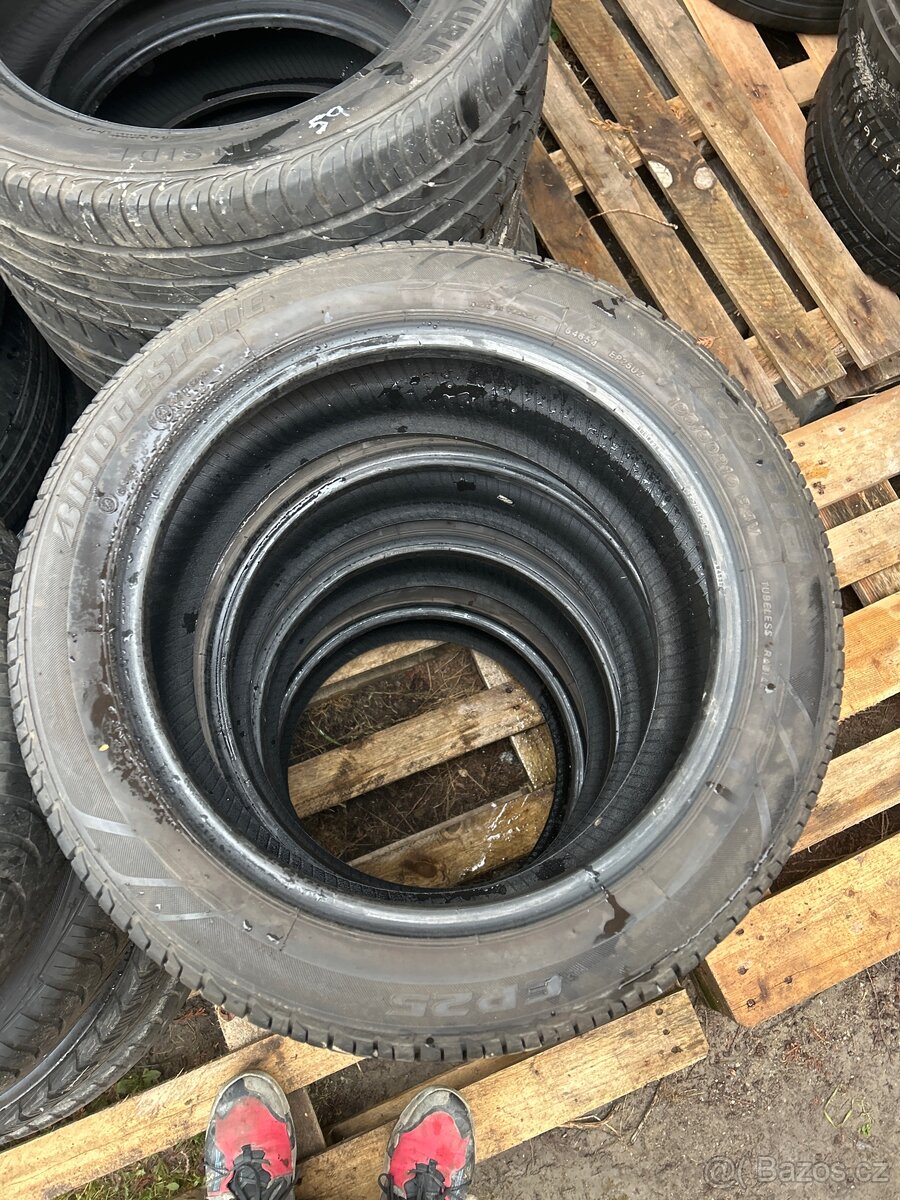 Bridgestone 195/50r16