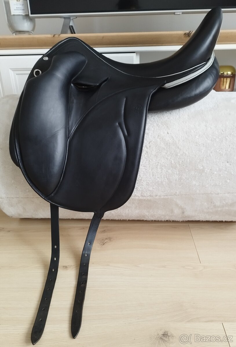 Drezurní sedlo Devoucoux