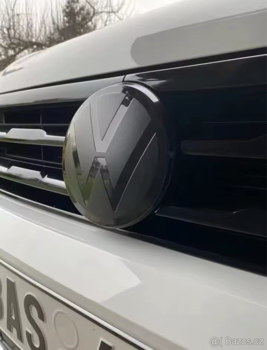 Kryt znaku VW Taigo , Tcross černý mat