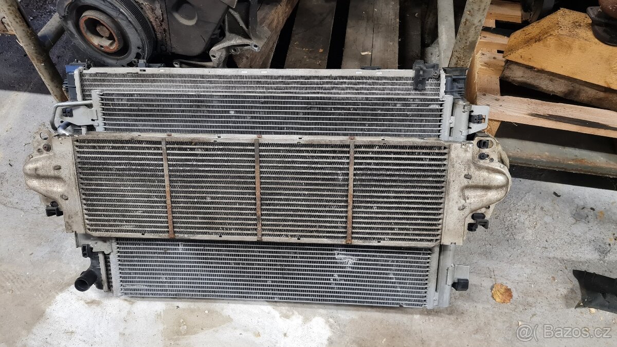 VW T5 2,0tdi, 103kW - chladiče, ventilátor 7E0 121 207E