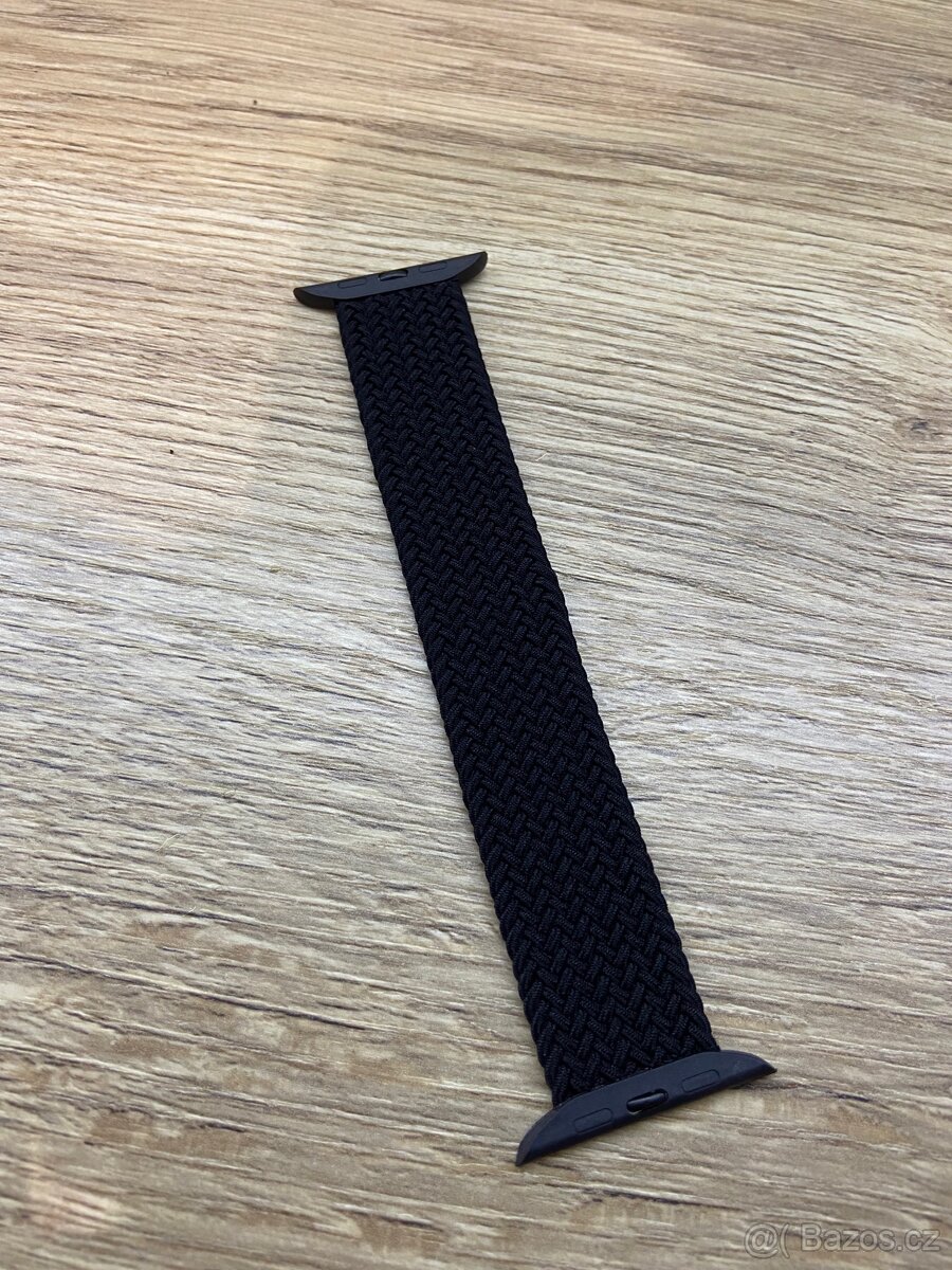 Pletený navlékací řemínek pro Apple Watch (42/44/45/49)