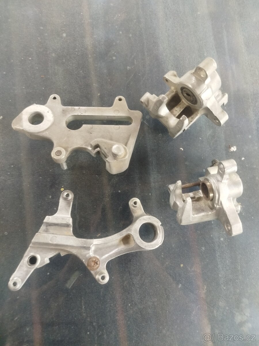 Brzdový třmen Brembo, nissin
