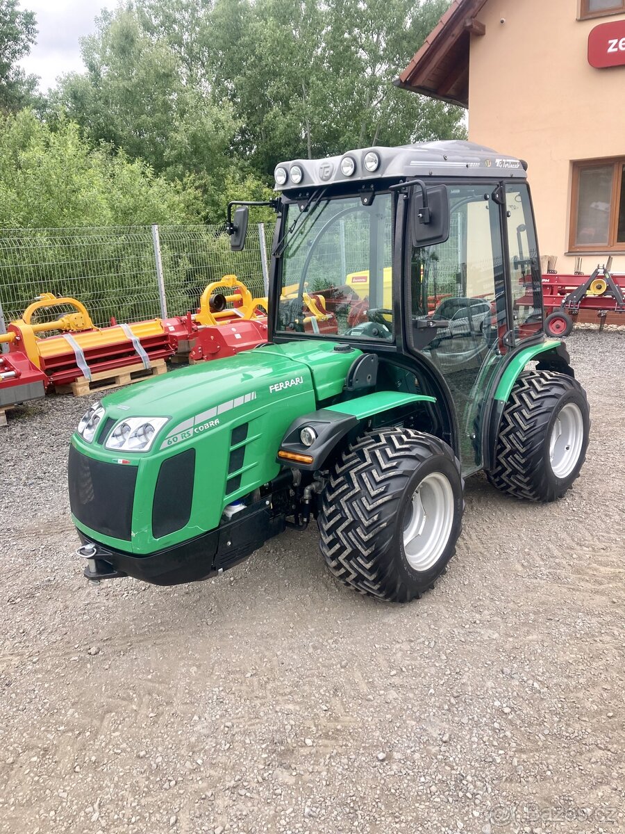 TRAKTOR FERRARI COBRAM 60 RS - OTOČNÉ PRACOVIŠTĚ