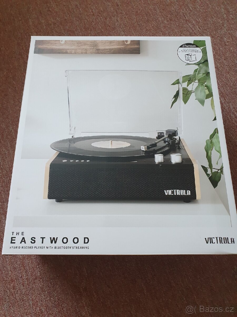 Gramofon Victrola VTA-72