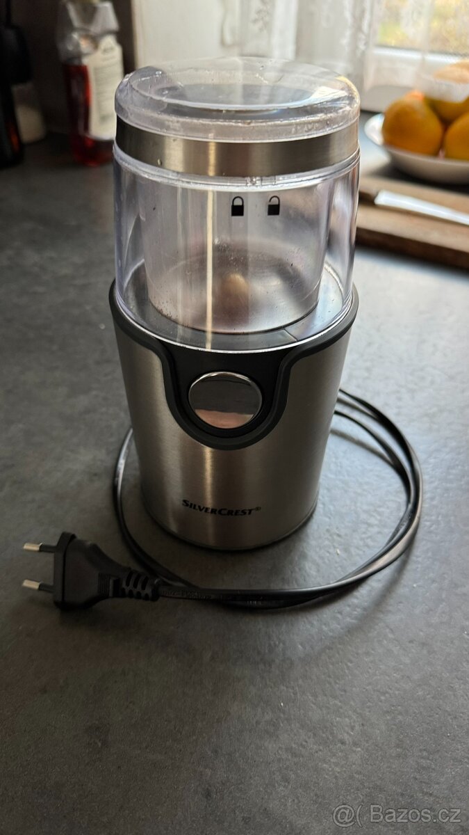 Elektrický mlýnek na kávu