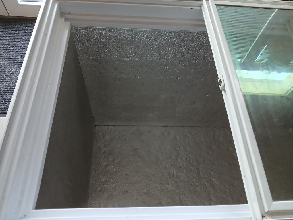 pultový prosklený mrazák 400L