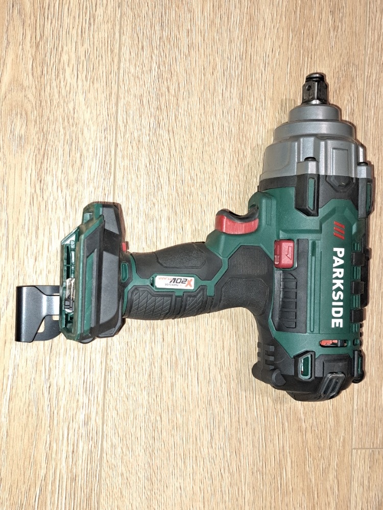 Aku rázový utahovák na kola auta PASSK 20-Li C4