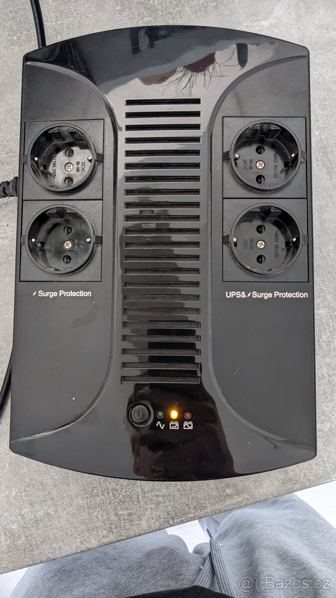 Prodám záložní zdroj