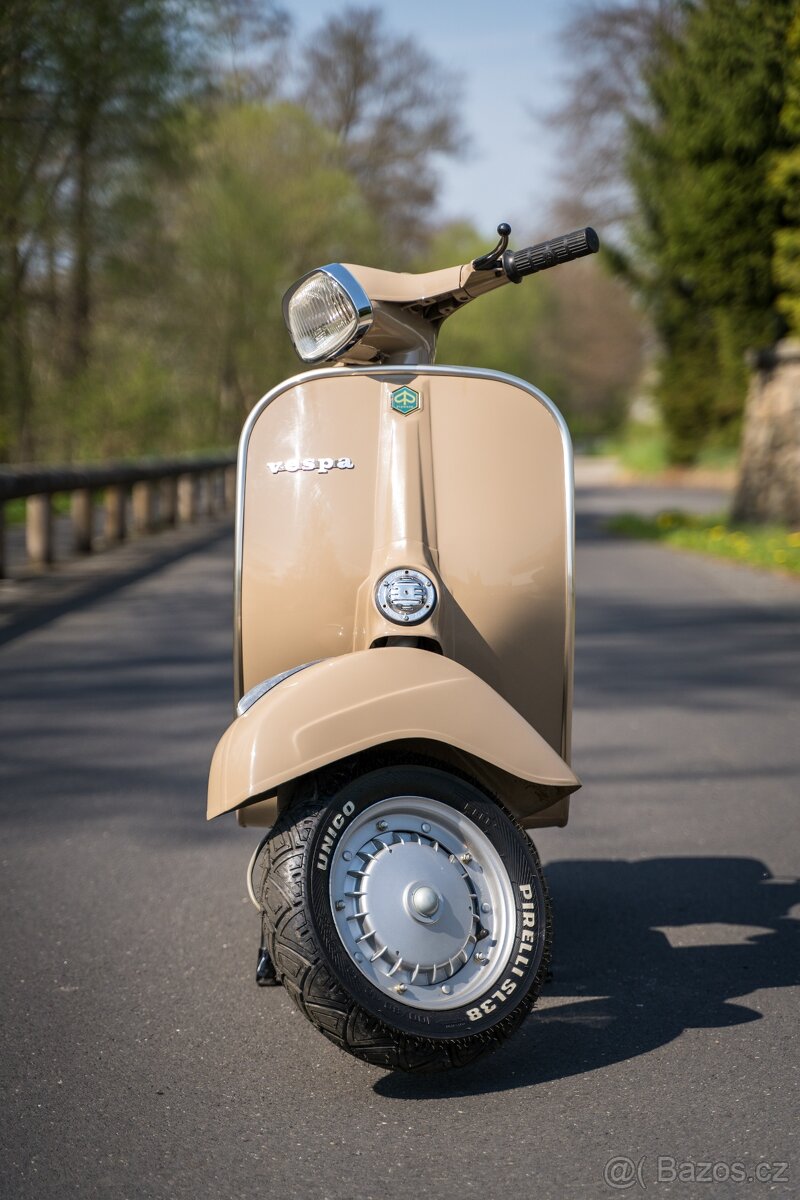 Motorka Piaggio Vespa 150CC (1974)