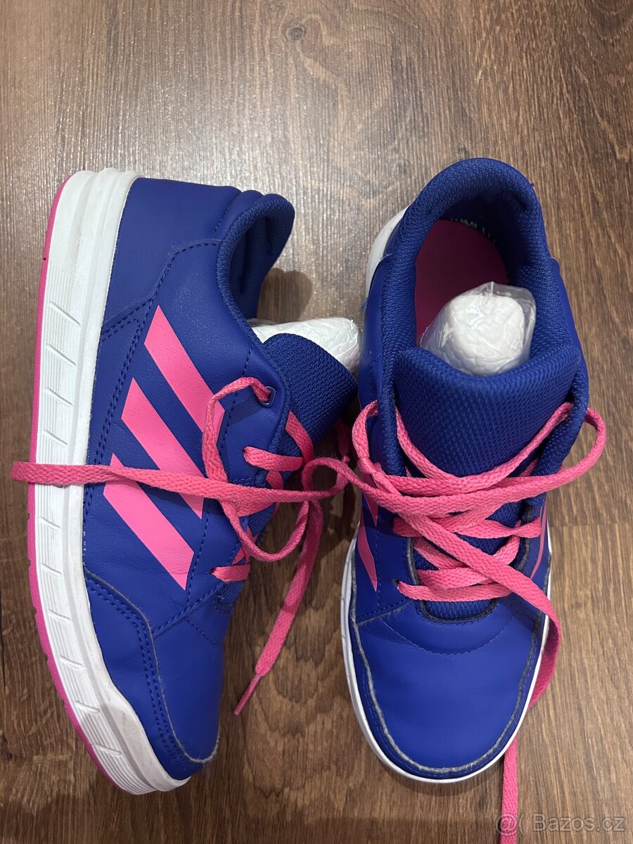 Adidas tenisky 35