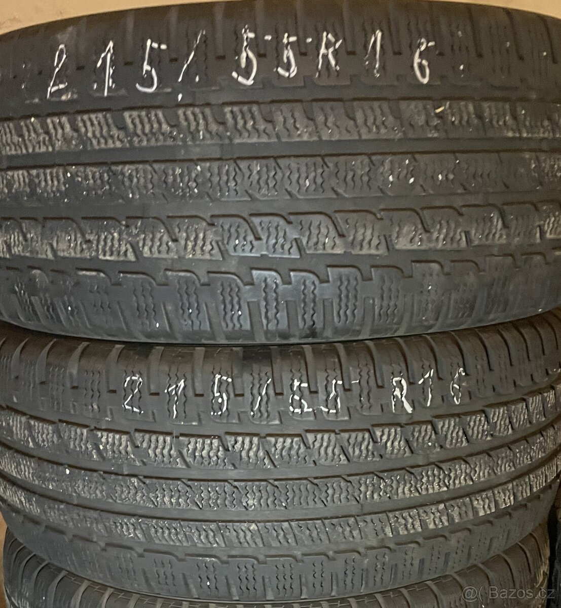 Pneu 215/55 R16 Kumho