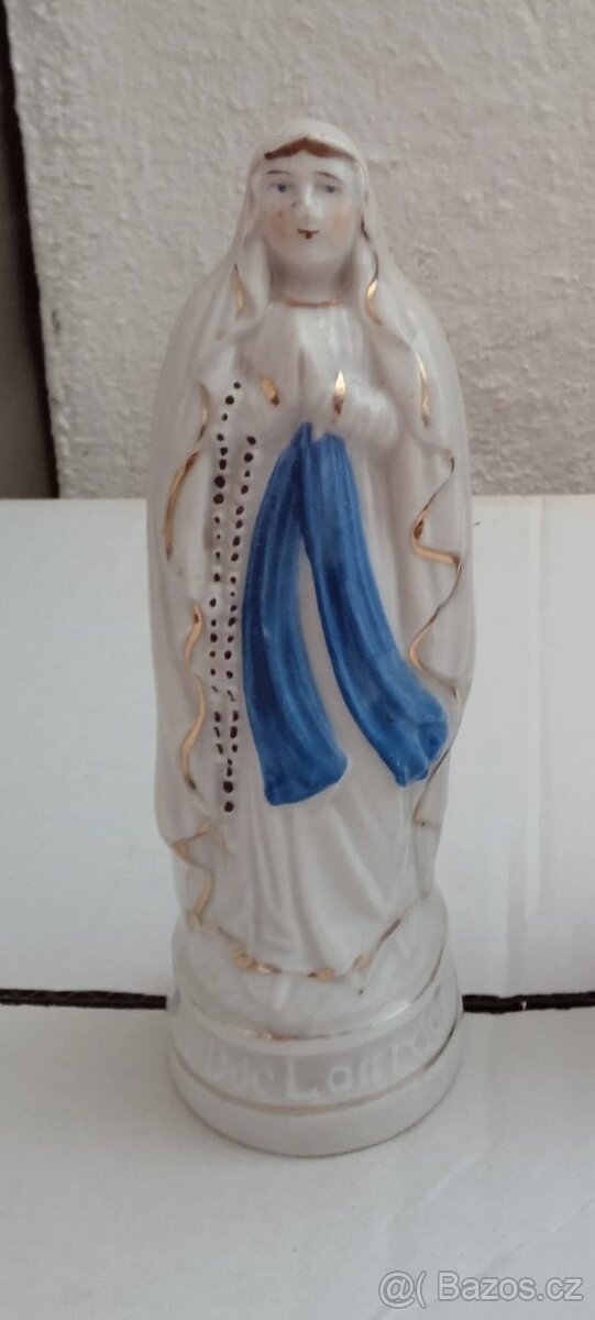 Porcelánová soška Panny Marie