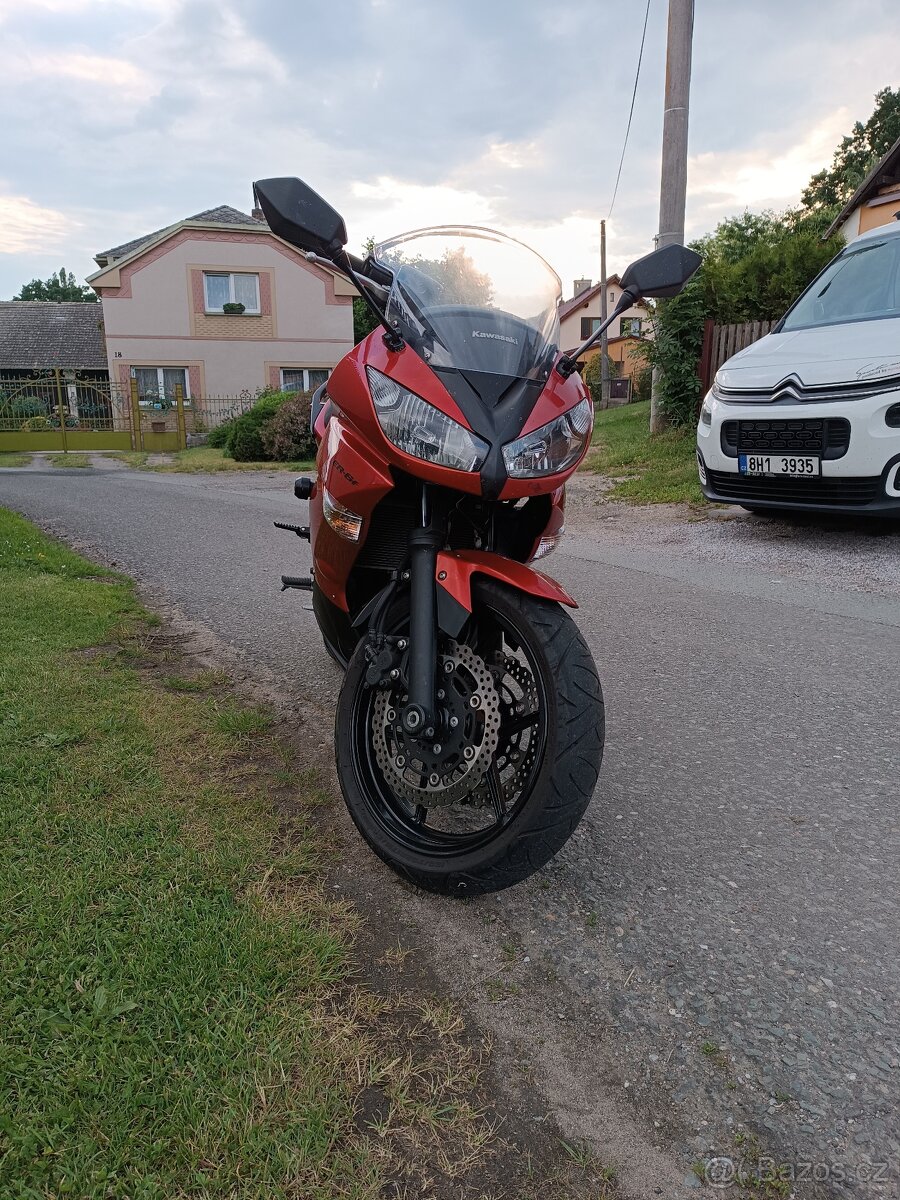 Kawasaki er6f