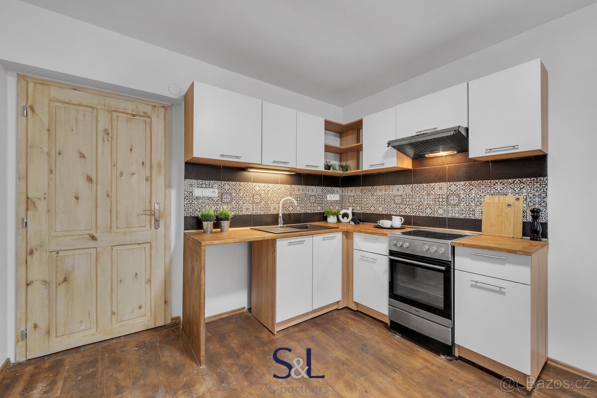 Pronájem bytu 2+kk, 45 m2 - Cvikov I, ev.č. 01165