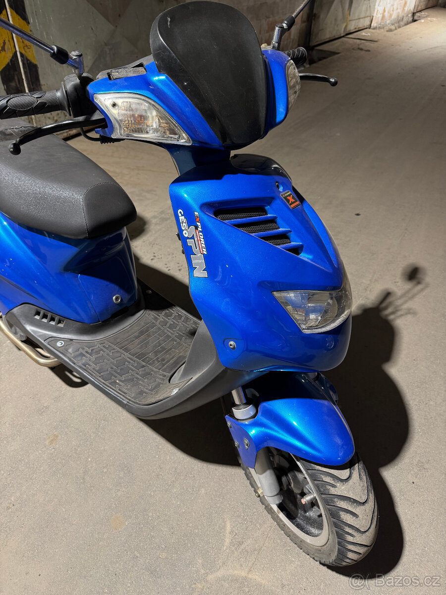 Skůtr Explorer Spin GE 50 plně pojízdný