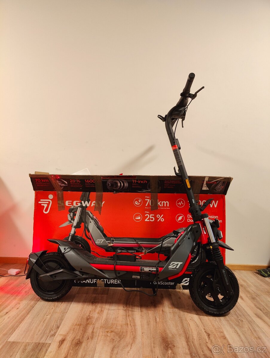 Segway Ninebot ZT3 PRO, úplně nova elektrokoloběžka, 40km/h