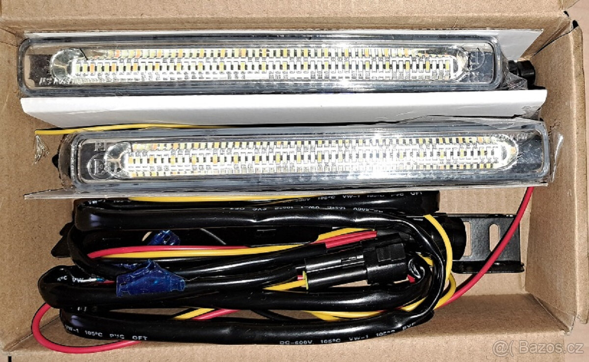 Světla pro denní svícení DRL + dyn.bl.12/24V.