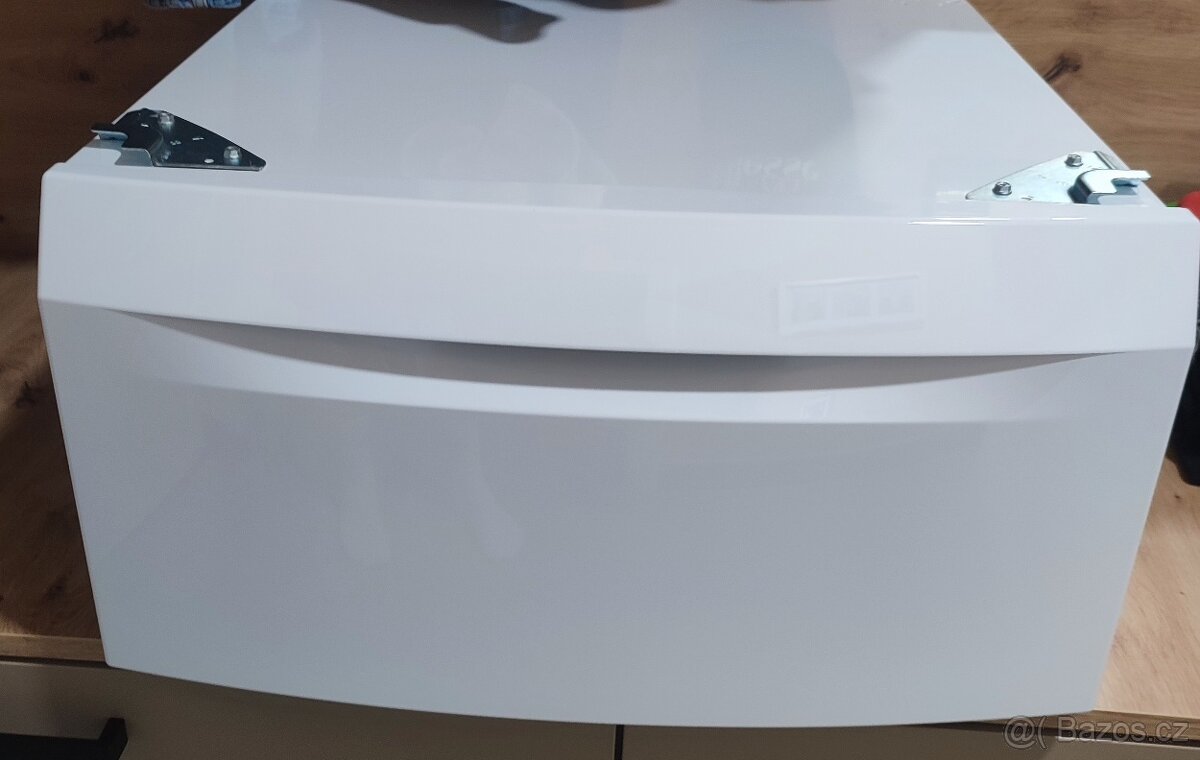 Podstavec pod pračku Aeg/Electrolux N1WYHPE1