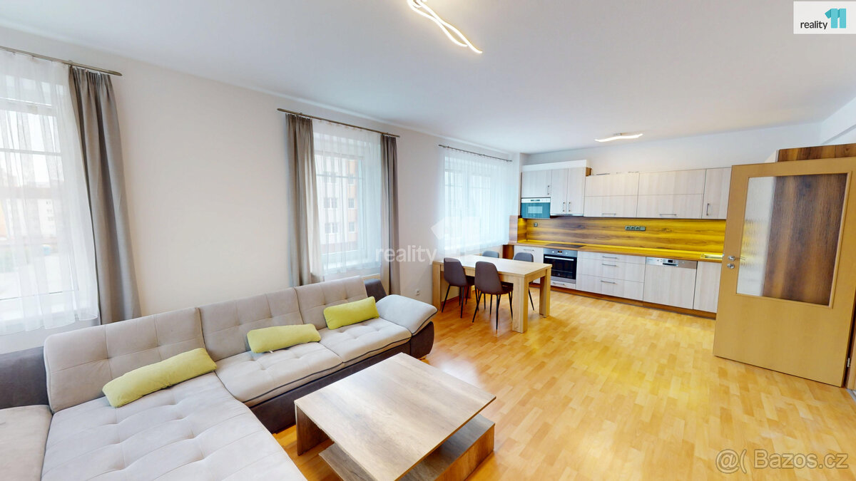 Pronájem bytu 3+kk, 69m2, U Sokolovny, Humpolec