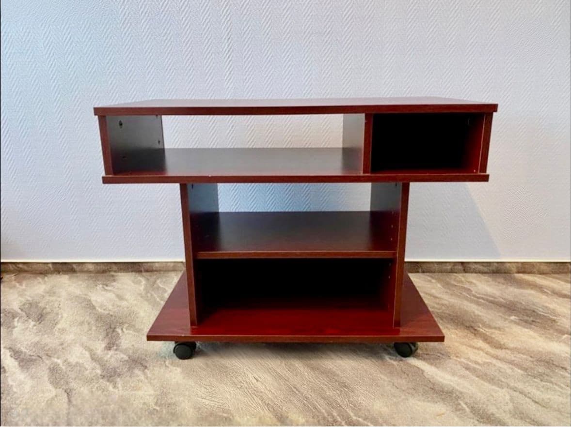 TV stolek