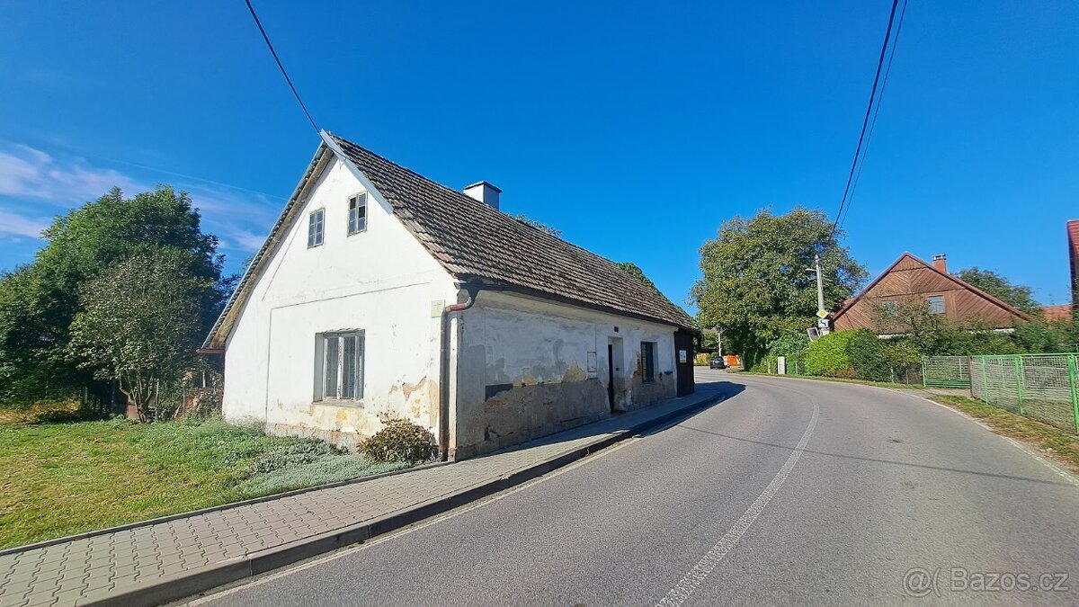 Rodinný domek k rekonstrukci v obci Choteč u Jičína