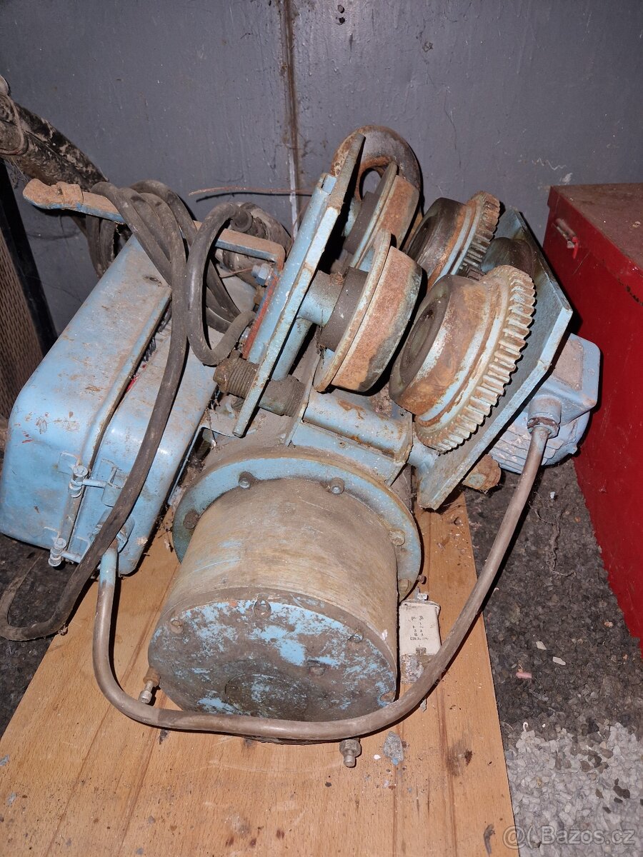 Prodám elektrický kladkostroj "KOČKA"
