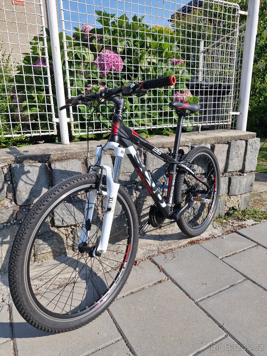 Horské kolo Scud