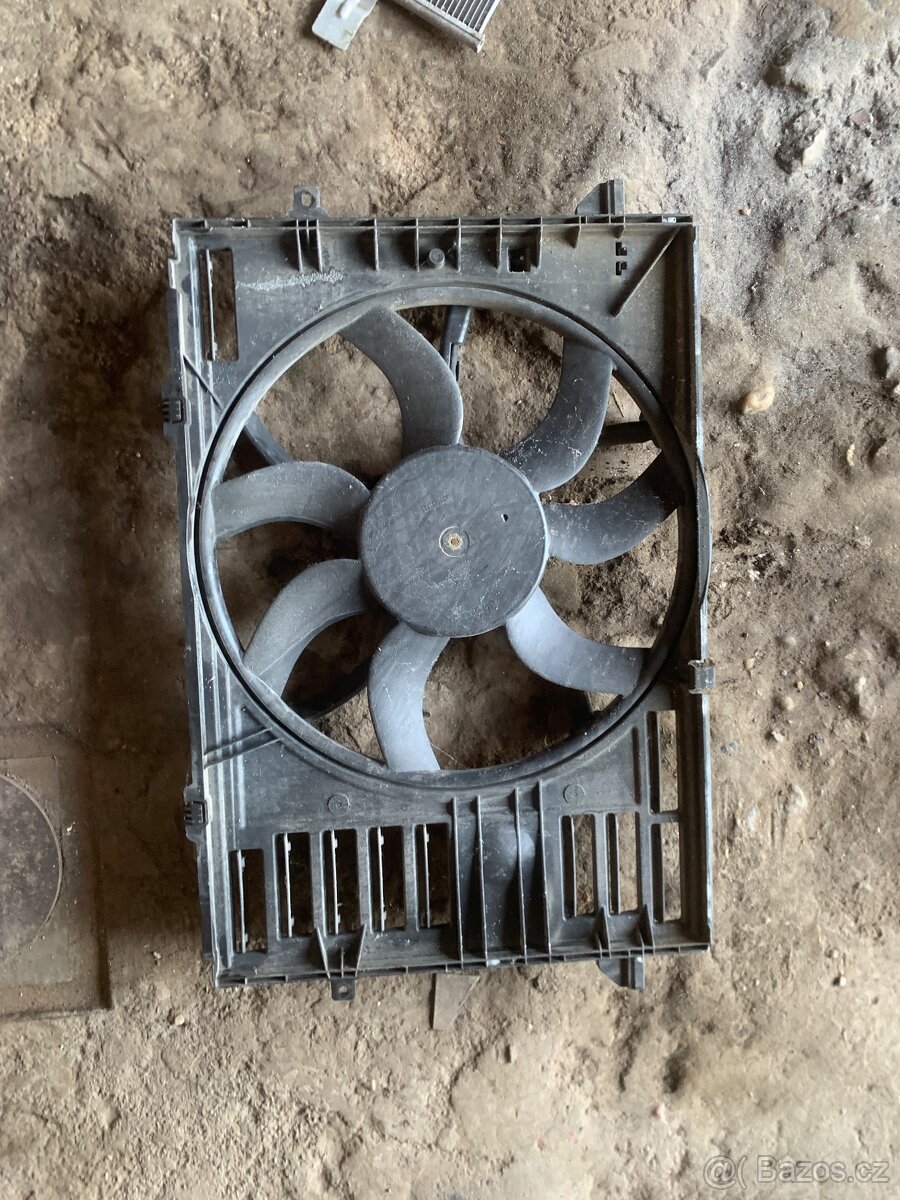 VW T5, T6 ventilátor sahara