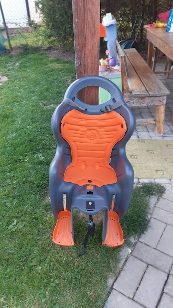 sedačka na kolo