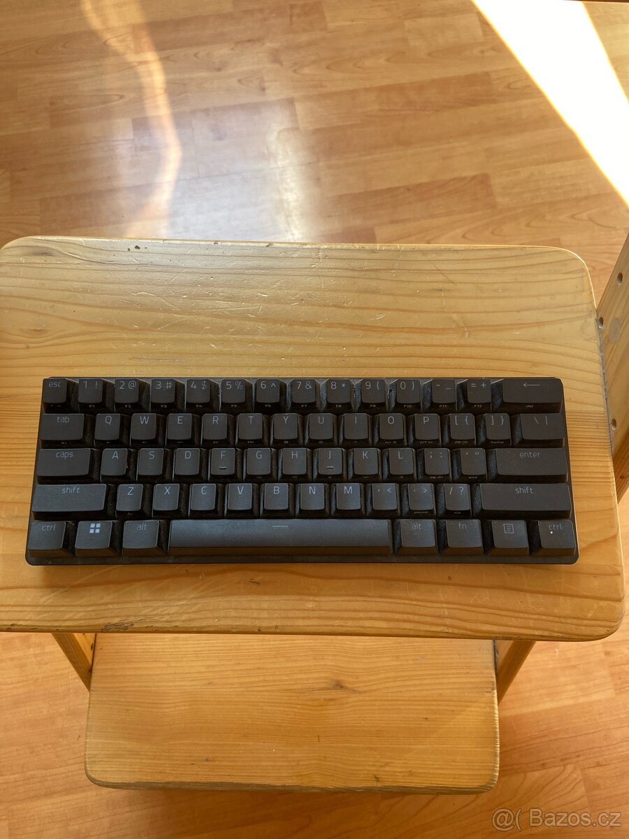 Herní klávesnice Razer Huntsman Mini (Purple Switch)