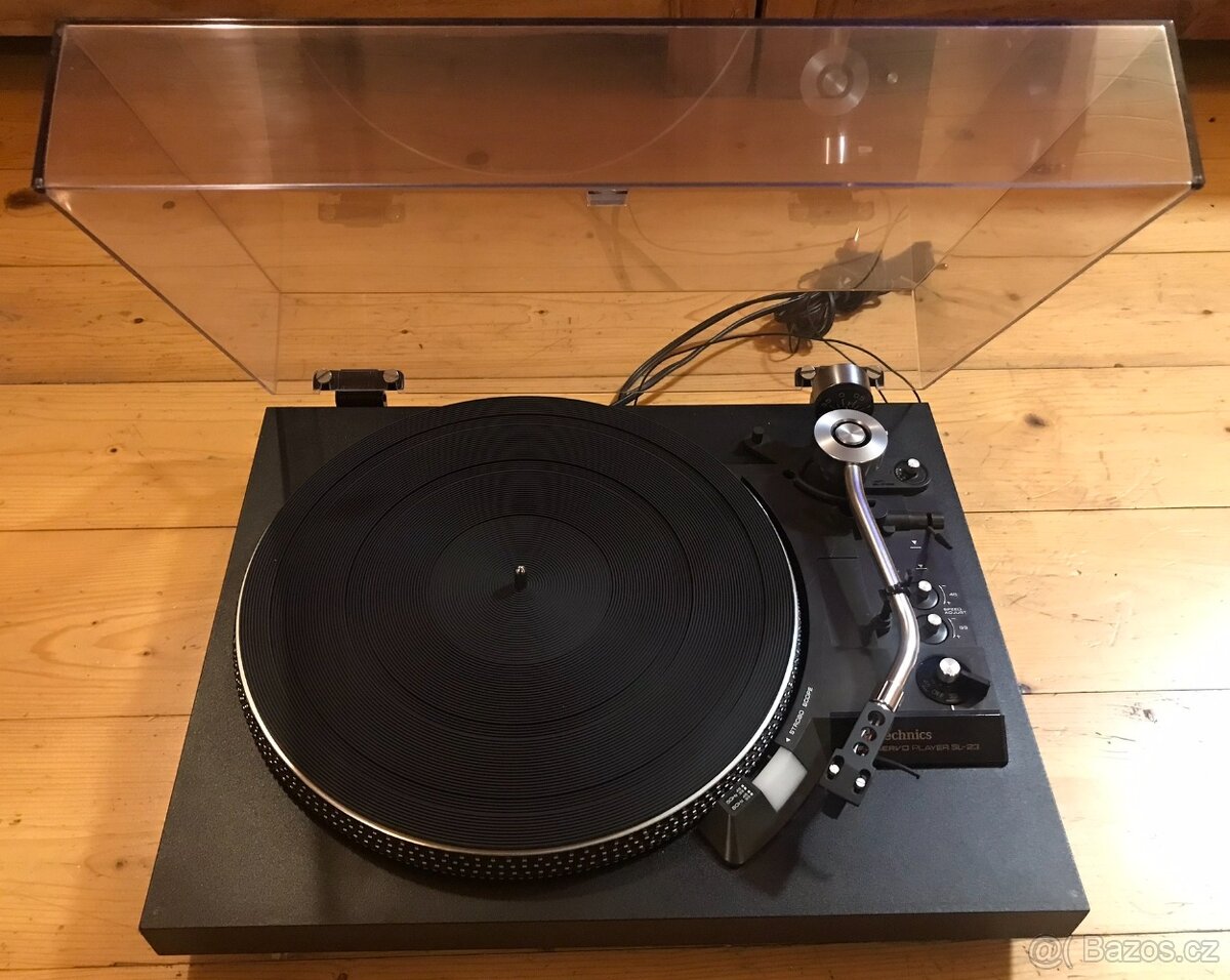 Gramofon Technics SL-23 ( 1975) VE DŘEVĚ, POLOAUTOMAT