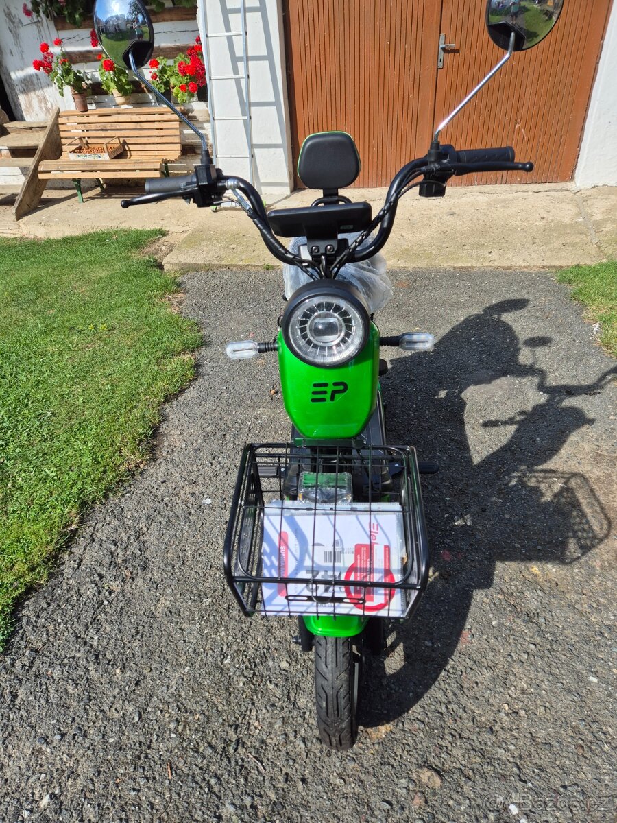 Prodám elektrický skútr