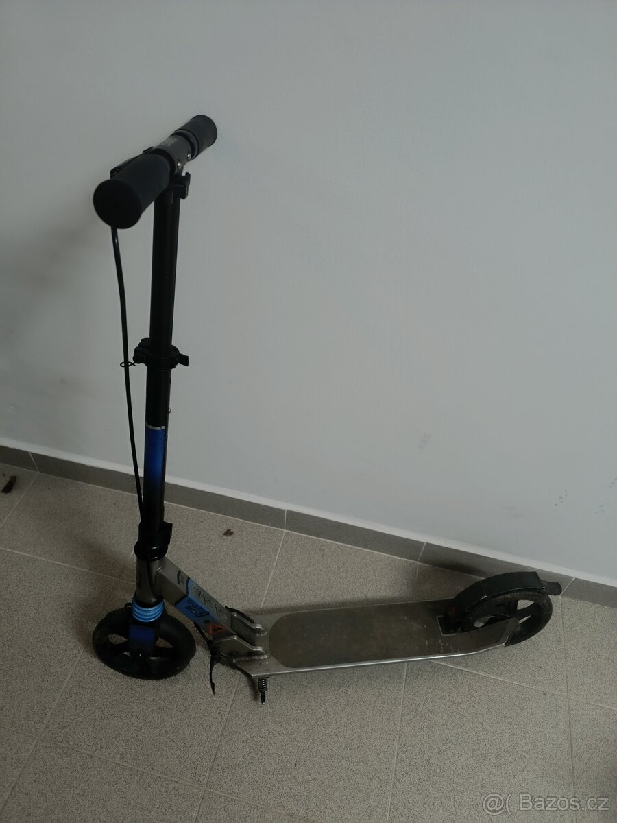 Koloběžka MID 9 dětská