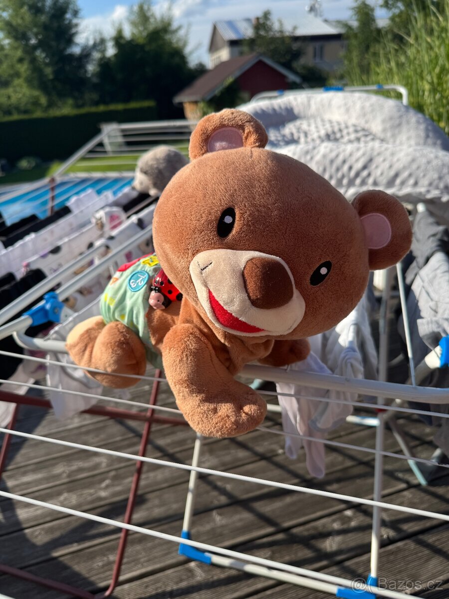 Lezoucí medvídek 🧸