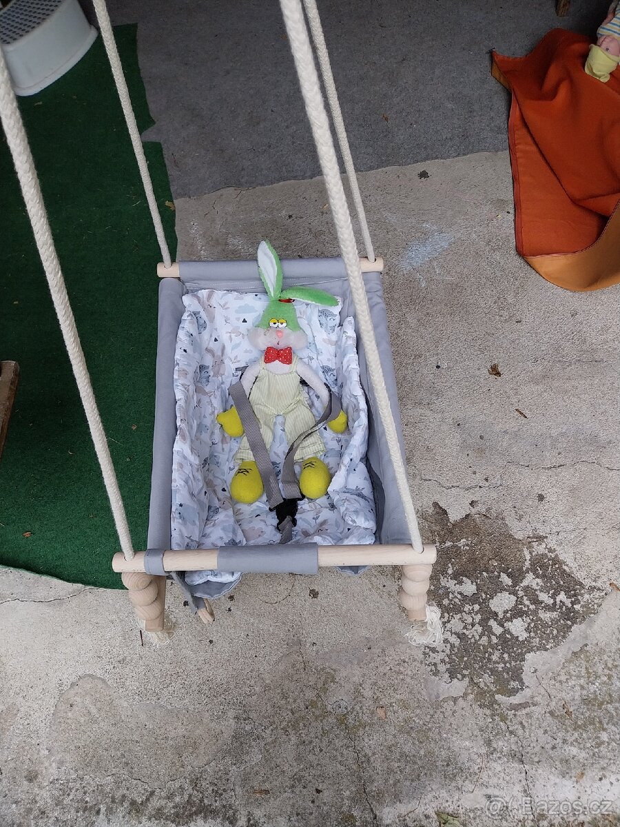 Houpačka pro mimino
